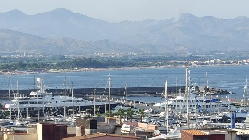 리포스토 Casa Delle Pomelie - Taormina & Etna Panoramic Views 아파트 객실 사진